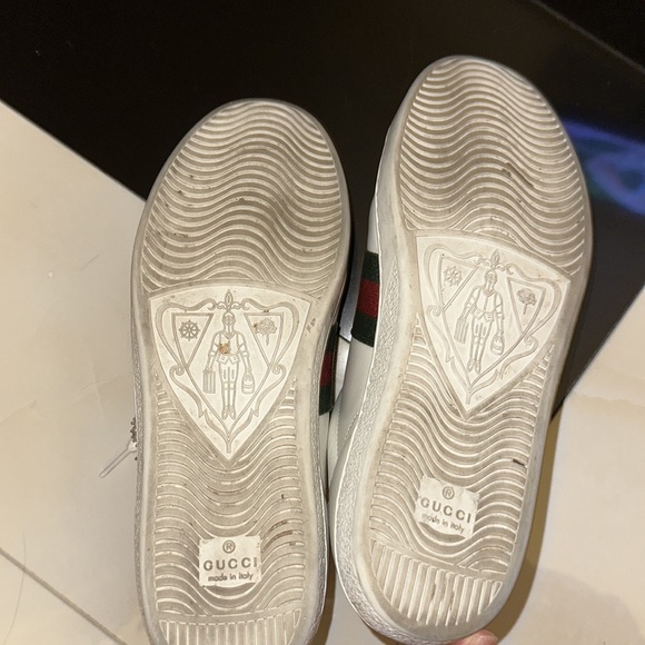 Gucci Arrow Sneakers size 39 - Picture 9 of 9